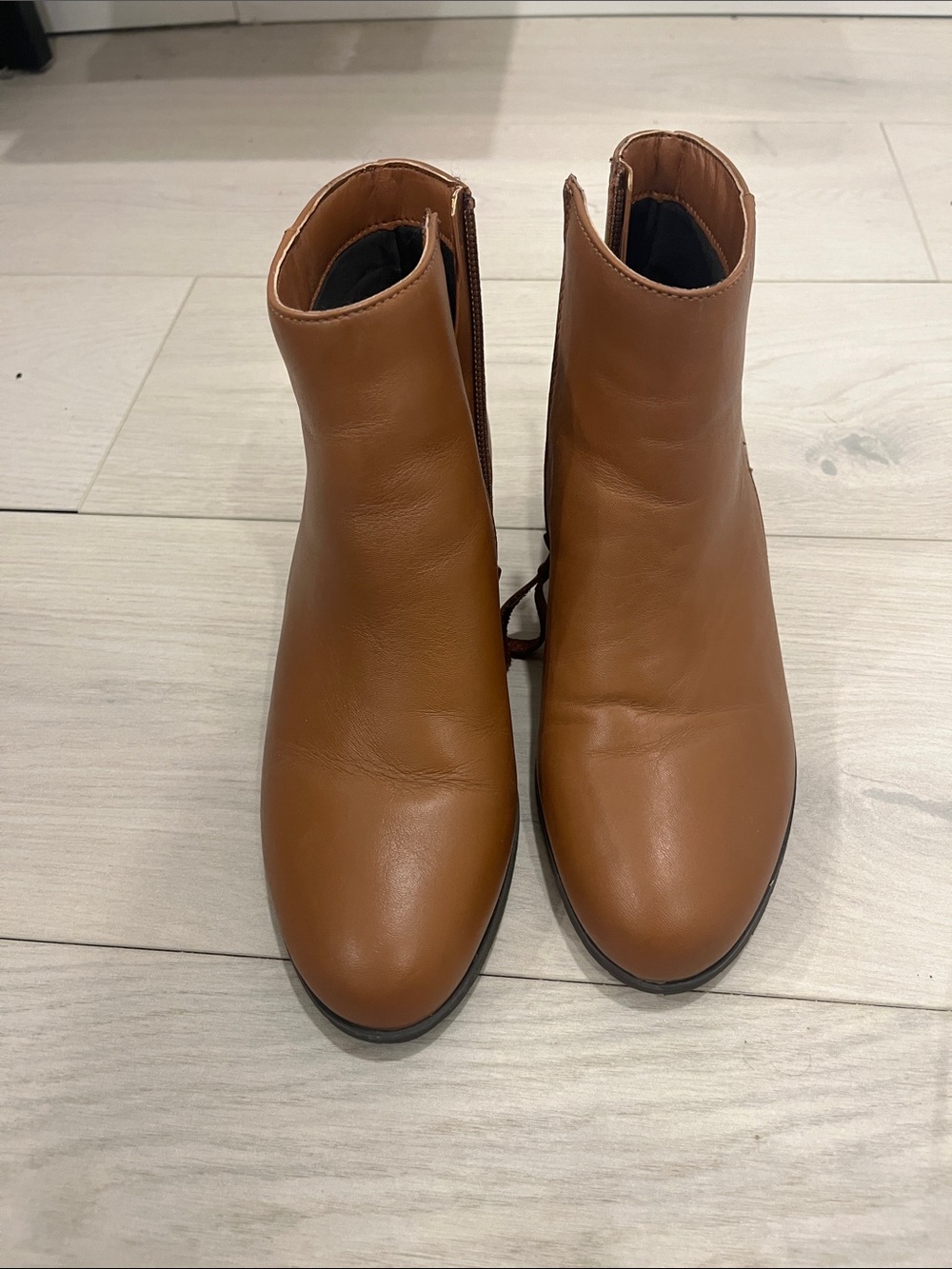Naturalizer Women's Tan Ankle Boots